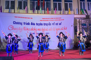 Chương trình đưa tuyên truyền về cơ sở với  chủ đề " Chung tay phòng chống ma tuý và các tệ nạn xã hội"