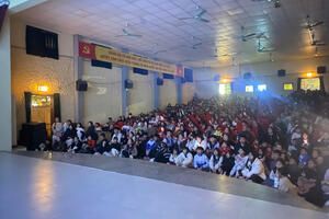 Khán giả “phát sốt” với phim “Mưa đỏ”, Rạp Chiếu phim Lai Châu bổ sung suất chiếu gấp