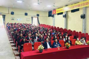 CÁN BỘ, ĐẢNG VIÊN SỞ VHTTDL DỰ HỘI NGHỊ QUÁN TRIỆT NGHỊ QUYẾT 79-NQ/TW VÀ 80-NQ/TW CỦA BỘ CHÍNH TRỊ