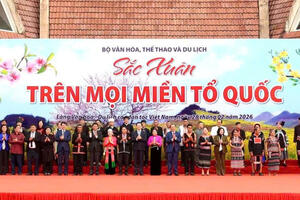 Đoàn nghệ nhân các dân tộc tỉnh Lai Châu tham gia Chương trình “Sắc xuân trên mọi miền tổ quốc” năm 2026