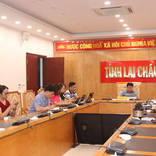 <a href="/du-lich" title="DU LỊCH" rel="dofollow">Du lịch</a>