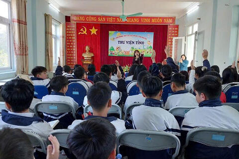 Buổi giao lưu học hỏi với chủ đề: Võ Thị Sáu - nữ Anh hùng miền Đất Đỏ sống mãi cùng năm tháng.