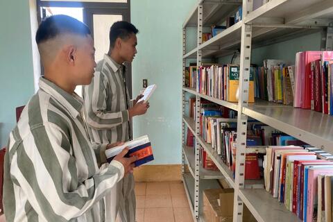 Thư viện tỉnh: Luân chuyển tài liệu xuống Trại tam giam - Công an tỉnh