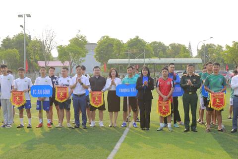 Khai mạc Giải Vô địch Bóng đá 7 người các Câu lạc bộ tỉnh Lai Châu lần thứ VIII, năm 2026