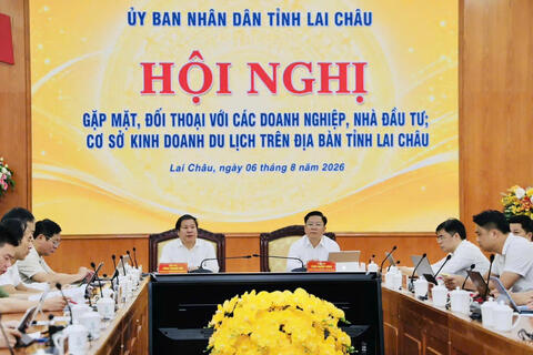 Hội nghị gặp mặt, đối thoại với các doanh nghiệp, nhà đầu tư; cơ sở kinh doanh du lịch trên địa bàn tỉnh Lai Châu
